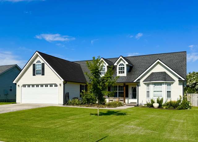 Property at 132 Holli Ln, Rossville, GA 30741, 4 beds, 2 baths
