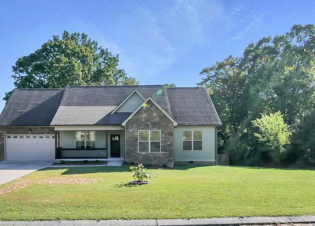 Property at 211 Cheshire Crossing Dr, Rock Spring, GA 30739, 3 beds, 2 baths