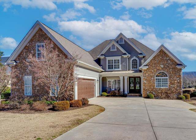 Property at 4356 Obar Dr, Chattanooga, TN 37419, 5 beds, 4 baths