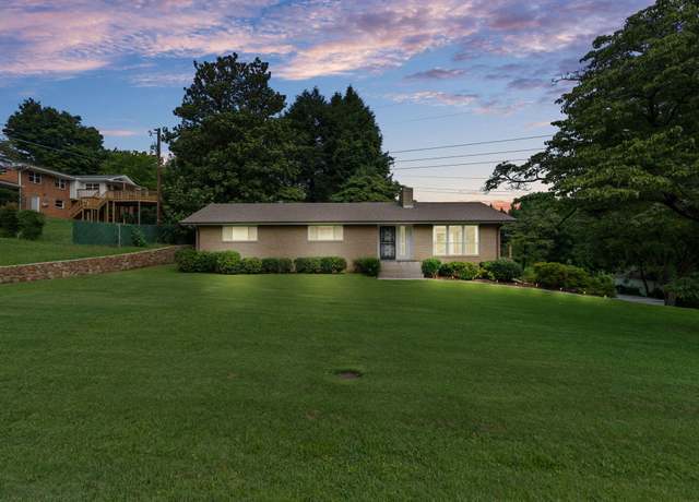 Property at 4838 Glenmar Cir, Chattanooga, TN 37416, 3 beds, 2 baths