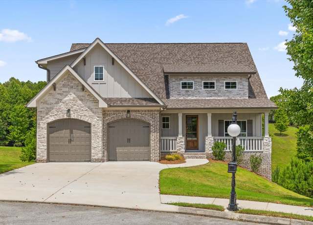 Property at 13309 Blakeslee Dr, Soddy Daisy, TN 37379, 4 beds, 3.5 baths