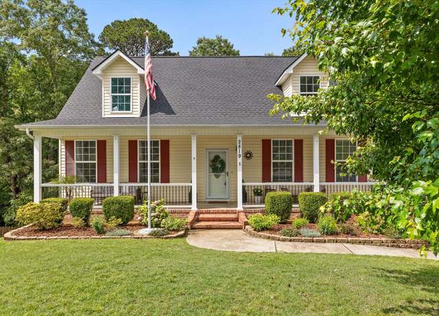 Property at 2819 Chimney Lake Cir, Soddy Daisy, TN 37379, 4 beds, 3.5 baths