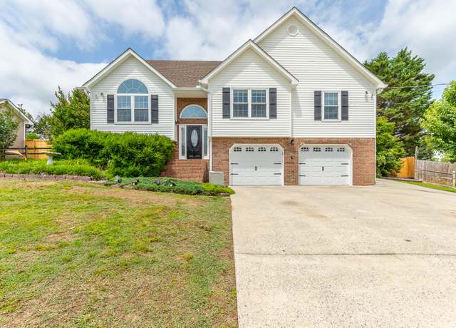 Property at 944 Debbie Ln, Ringgold, GA 30736, 3 beds, 2 baths