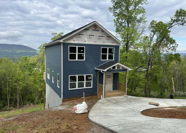 Property at 3045 Westside Dr, Chattanooga, TN 37404, 3 beds, 2.5 baths