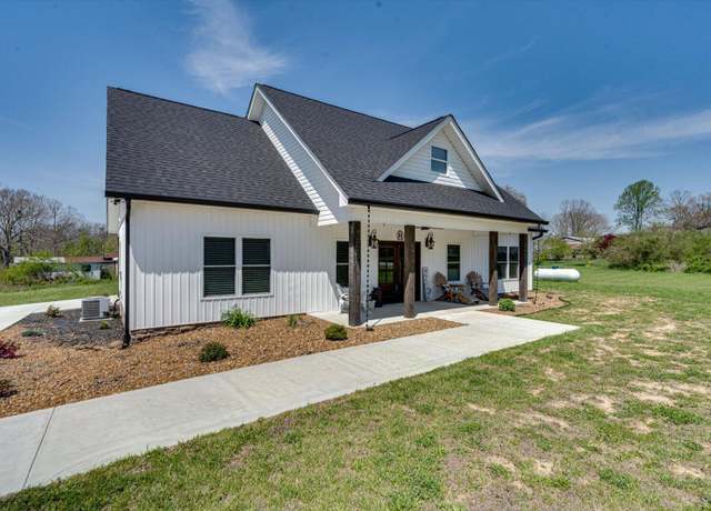 Property at 84 18th Ave, Gruetli Laager, TN 37339, 5 beds, 3 baths