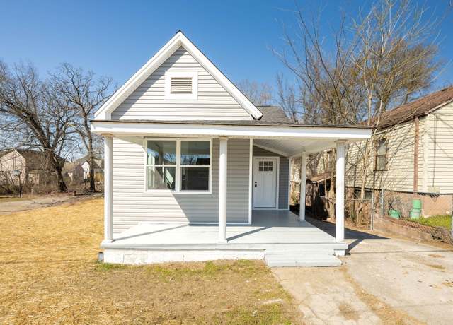 Property at 1003 S Willow St, Chattanooga, TN 37404, 3 beds, 2 baths