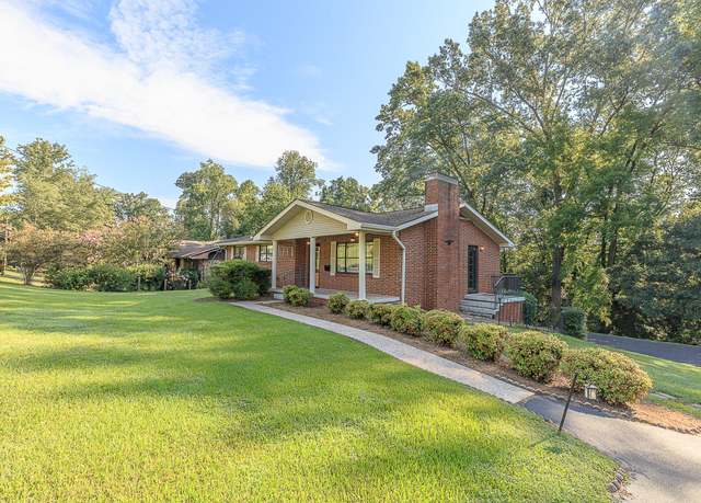 Property at 116 Douglas Dr, Chattanooga, TN 37412, 3 beds, 2.5 baths