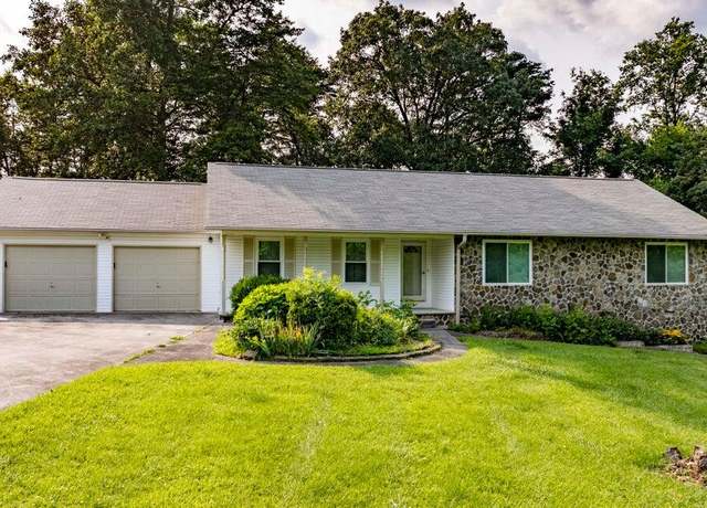 Property at 1196 Ashley Ln, Dayton, TN 37321, 3 beds, 2 baths
