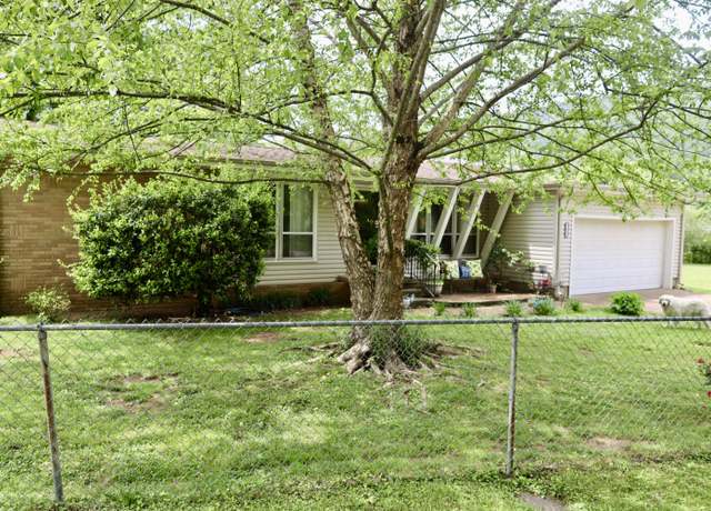 Property at 3421 Franklin Dr, Chattanooga, TN 37419, 3 beds, 1.5 baths
