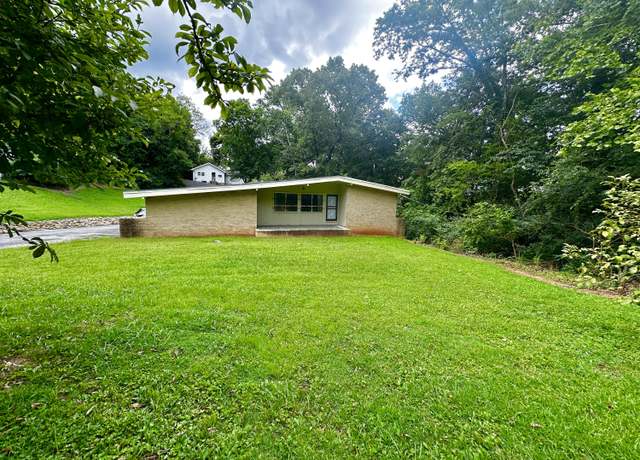 Property at 3627 John Sims Rd, Chattanooga, TN 37412, 3 beds, 1.5 baths