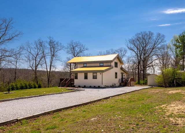 Property at 12116 Scenic Hwy, Lookout Mountain, GA 30750, 2 beds, 2.5 baths