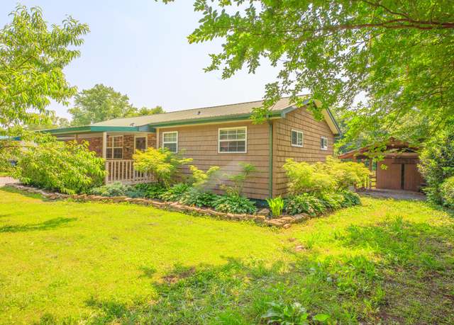 Property at 252 Valley View Dr, Dunlap, TN 37327, 3 beds, 2 baths