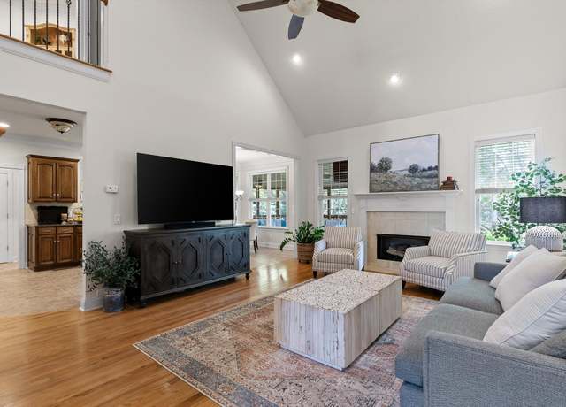 Property at 9001 Wandering Way, Ooltewah, TN 37363, 4 beds, 3.5 baths