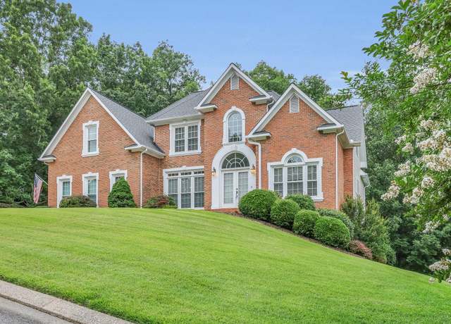 Property at 1658 Oakhurst Dr, Ooltewah, TN 37363, 4 beds, 3.5 baths