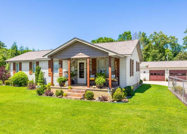 Property at 193 Beene St, Soddy Daisy, TN 37379, 2 beds, 2 baths