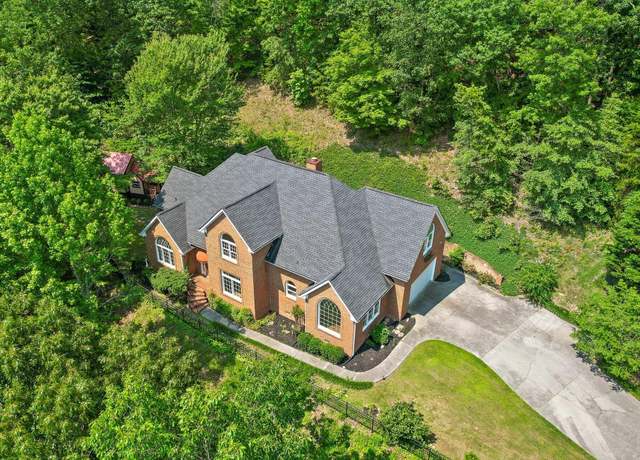 Property at 2001 Eagle Point Dr, Dalton, GA 30720, 4 beds, 3.5 baths