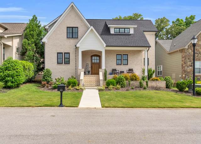Property at 9257 Skyfall Dr, Ooltewah, TN 37363, 4 beds, 3 baths