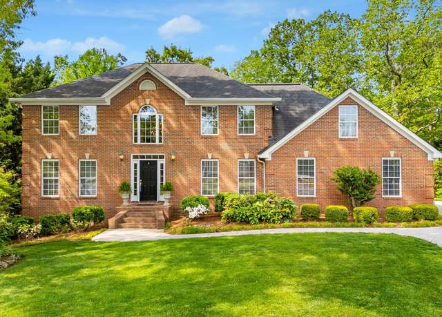 Property at 1926 Windstone Dr, Ringgold, GA 30736, 4 beds, 3.5 baths