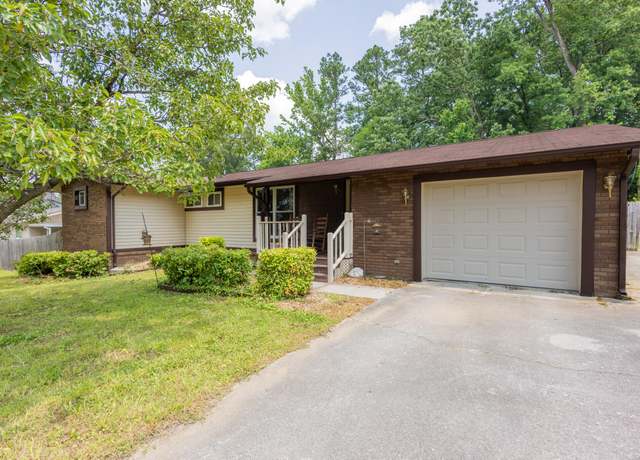 Property at 8003 Plaxco Dr, Chattanooga, TN 37421, 3 beds, 2 baths