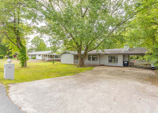 Property at 2008 Carol St, Rossville, GA 30741, 3 beds, 2 baths