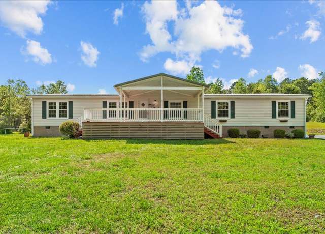 Property at 138 Hinton Ln, Ringgold, GA 30736, 5 beds, 3 baths