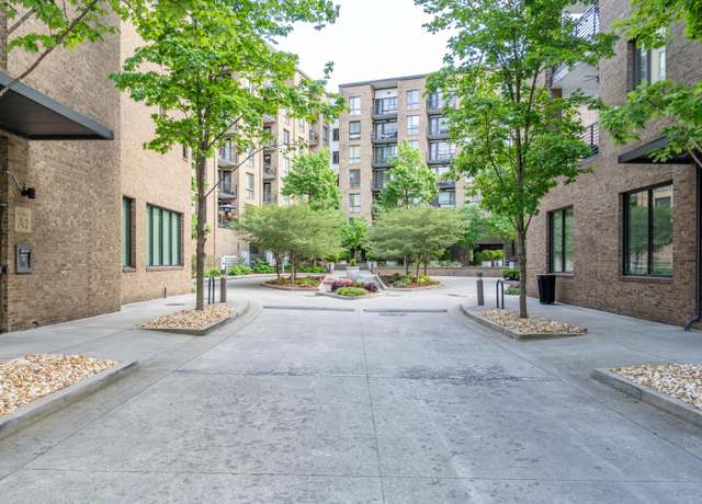 Property at 200 Manufacturers Rd Apt 727, Chattanooga, TN 37405, 2 beds, 2 baths