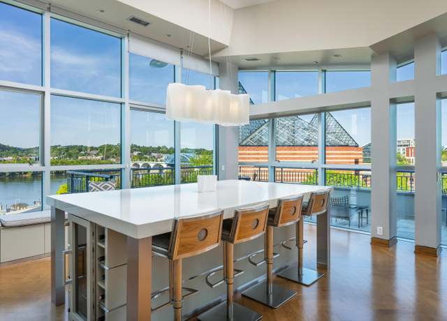 Property at 191 Chestnut St #602, Chattanooga, TN 37402, 3 beds, 2.5 baths