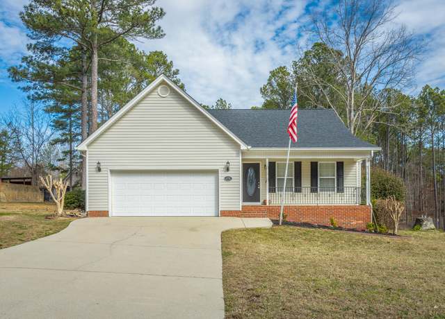 Property at 678 Waters Dr, Ringgold, GA 30736, 3 beds, 2 baths