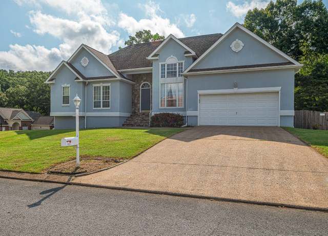 Property at 9924 Brently Estates Dr, Chattanooga, TN 37421, 3 beds, 2 baths