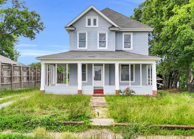 Property at 503 Colville St, Chattanooga, TN 37405, 4 beds, 2 baths