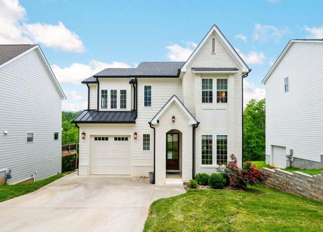 Property at 613 Ladd Ave, Chattanooga, TN 37405, 4 beds, 3.5 baths