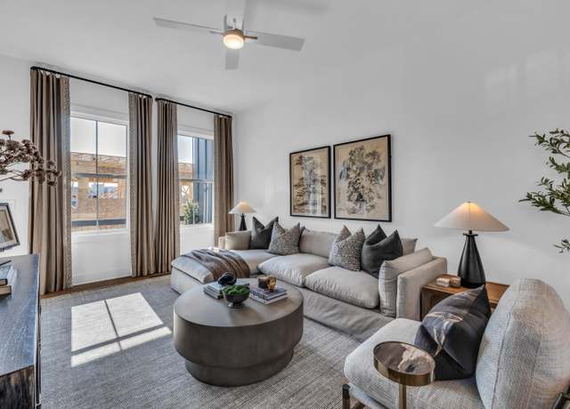 Property at 660 Belletrace Cir #111, Chattanooga, TN 37405, 2 beds, 2 baths