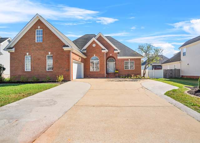 Property at 8532 Pershing Rd, Chattanooga, TN 37421, 4 beds, 4.5 baths