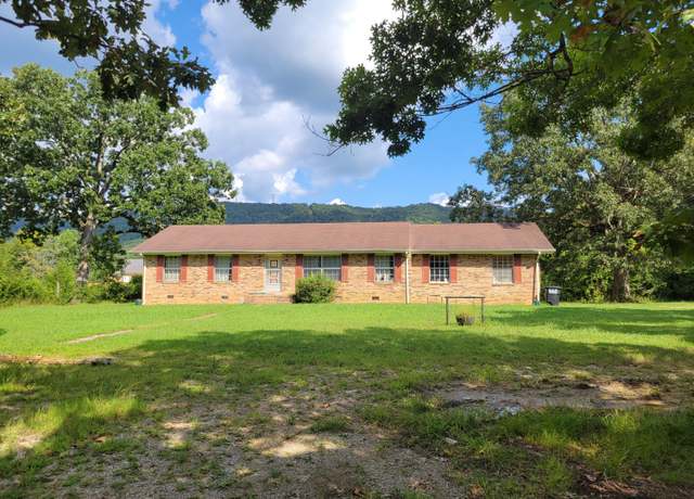 Property at 8110 Ooltewah Georgetown Rd, Ooltewah, TN 37363, 3 beds, 1 bath