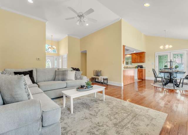 Property at 192 Clearview Cir NE, Cleveland, TN 37323, 3 beds, 3.5 baths