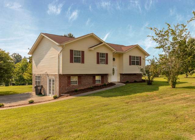 Property at 1433 Dustin Dr, Dalton, GA 30720, 4 beds, 3 baths