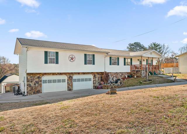 Property at 516 Hill St, Ringgold, GA 30736, 4 beds, 4 baths