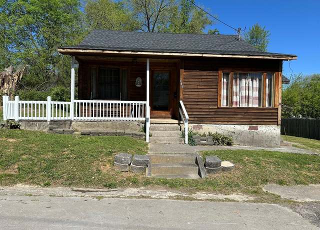 Property at 141 Broadway St, Dayton, TN 37321, 2 beds, 1 bath