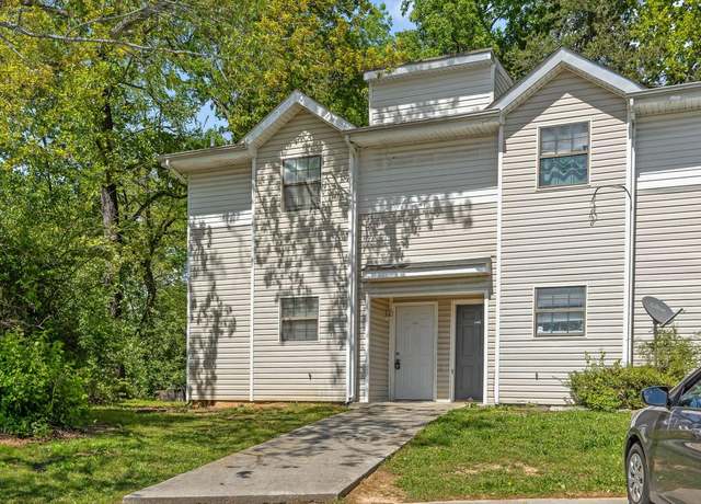Property at 4963 Brighton Ln, Hixson, TN 37343, 8 beds, 9.5 baths