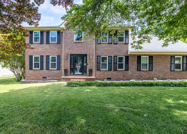 Property at 9505 Post Oak Dr, Ooltewah, TN 37363, 3 beds, 2.5 baths