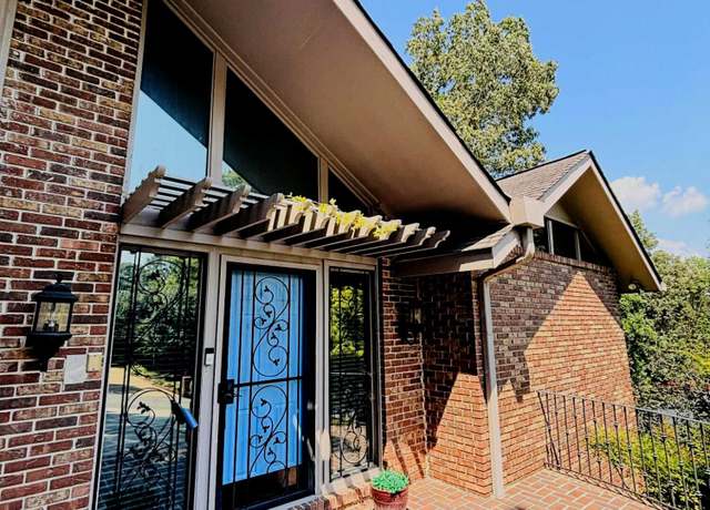 Property at 7127 Revere Cir, Chattanooga, TN 37421, 3 beds, 3.5 baths