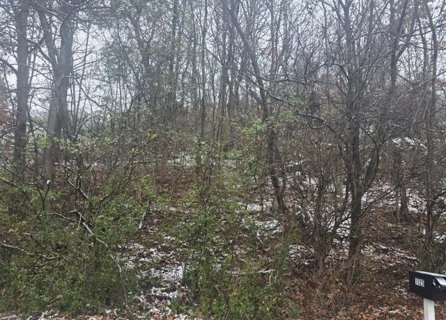 Property at 1521 Sunset Dr, Signal Mountain, TN 37377
