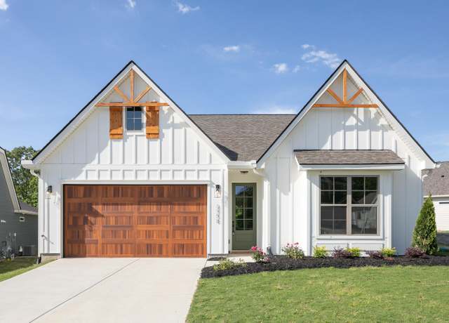 Property at 9 Nature Trl, Soddy Daisy, TN 37379, 4 beds, 3 baths