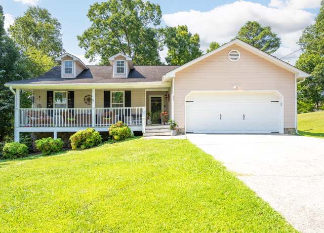 Property at 63 Johns Dr, Ringgold, GA 30736, 3 beds, 2 baths