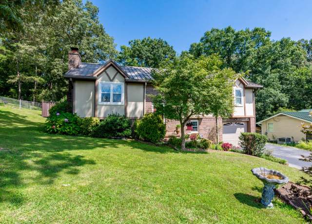 Property at 1013 Kenny Way, Hixson, TN 37343, 3 beds, 2 baths