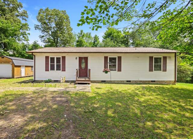 Property at 13798 Tanoka Ct, Soddy Daisy, TN 37379, 3 beds, 1 bath