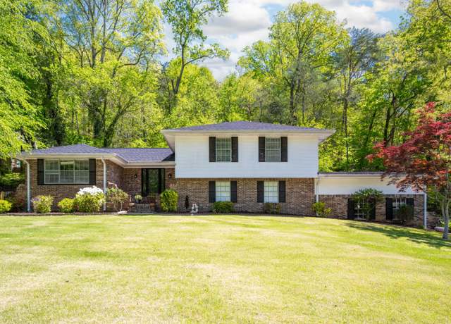 Property at 4802 Woodland Cir, Hixson, TN 37343, 4 beds, 2.5 baths