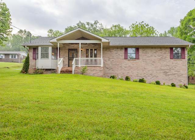 Property at 1300 John Ross Rd, Chattanooga, TN 37412, 3 beds, 3 baths