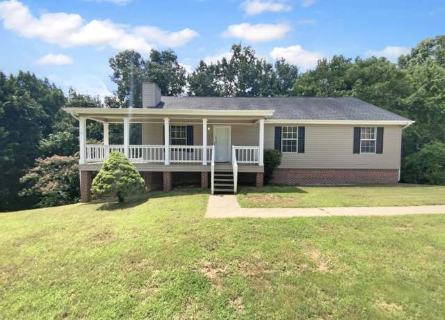 Property at 6110 Hunter Crest Dr, Ooltewah, TN 37363, 3 beds, 2 baths