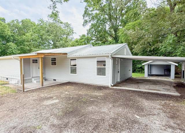 Property at 711 Park City Rd, Rossville, GA 30741, 3 beds, 2 baths